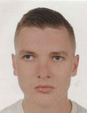 na zdjęciu znajduje się wizerunek twarzy młodego mężczyzny