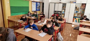 na zdjęciach widoczni sa uczestnicy Turnieju